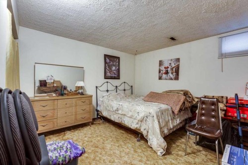 57 Mcdougall Crescent, Red Deer, AB - Indoor Photo Showing Bedroom