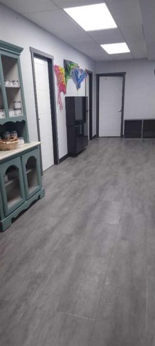 5004 51 Ave, Ponoka, AB 