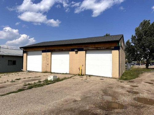 5120 49Th Avenue, Innisfail, AB 