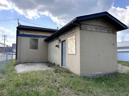 5120 49Th Avenue, Innisfail, AB 