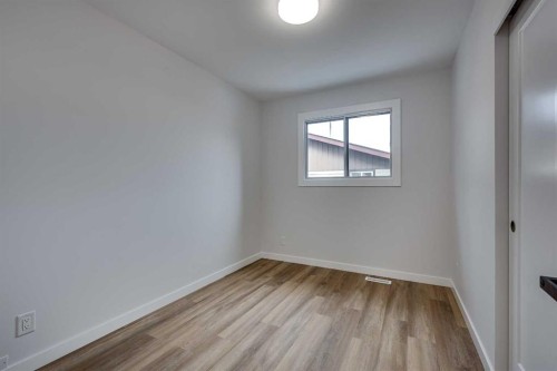 107 Greig Drive, Red Deer, AB - Indoor Photo Showing Other Room