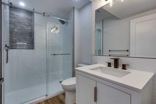 107 Greig Drive, Red Deer, AB - Indoor Photo Showing Bathroom