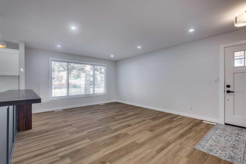 107 Greig Drive, Red Deer, AB - Indoor Photo Showing Other Room