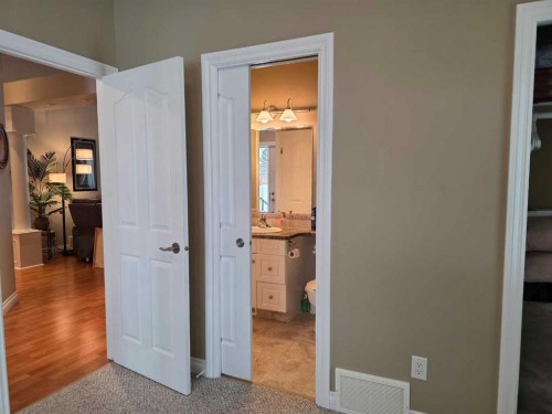 185 Willow Drive, Breton, AB - Indoor Photo Showing Other Room