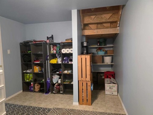 185 Willow Drive, Breton, AB - Indoor Photo Showing Other Room