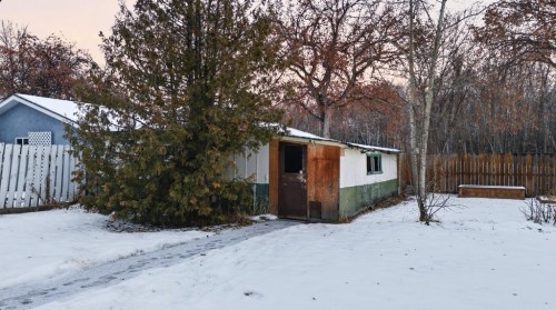 5321 42 Avenue, Red Deer, AB - Outdoor