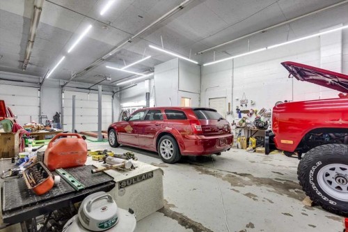 4831 50 Street, Alix, AB 