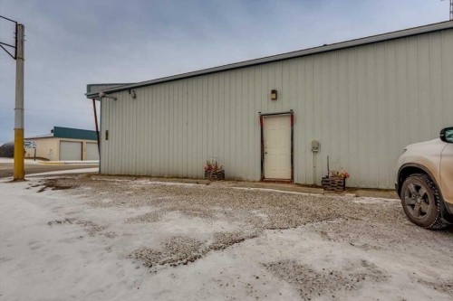 4831 50 Street, Alix, AB 
