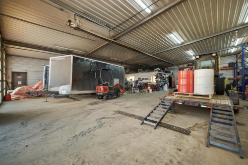 A-39325 Range Road Ext 273, Rural Lacombe County, AB 