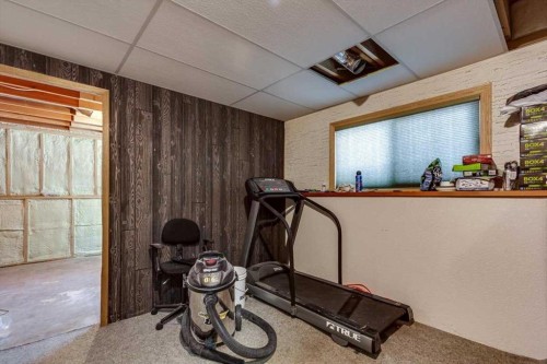 8 Nielsen Close, Red Deer, AB - Indoor