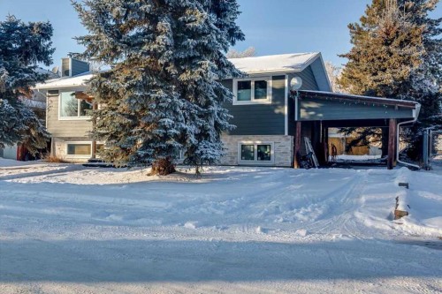 8 Nielsen Close, Red Deer, AB - Outdoor