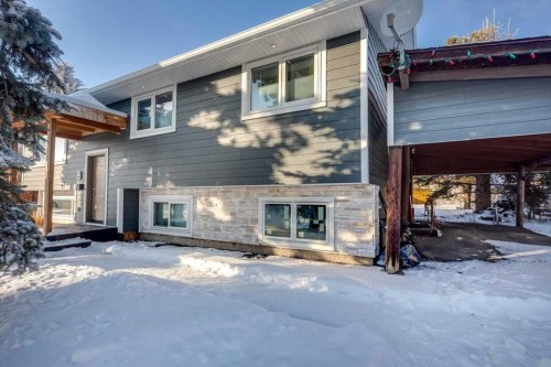 8 Nielsen Close, Red Deer, AB - Outdoor