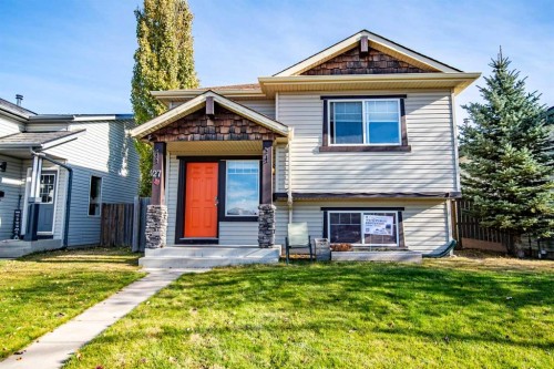 27 Jacobs Close, Red Deer, AB - Outdoor With Facade