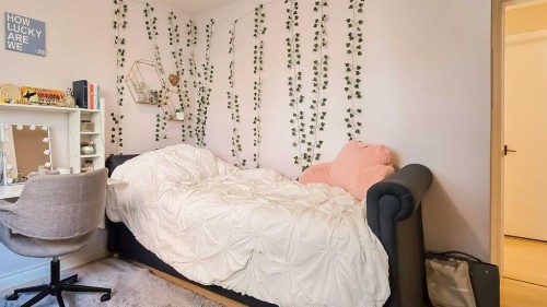 58 Maxwell Avenue, Red Deer, AB - Indoor Photo Showing Bedroom