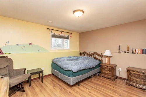 34 Iron Wolf Ridge, Lacombe, AB - Indoor Photo Showing Bedroom