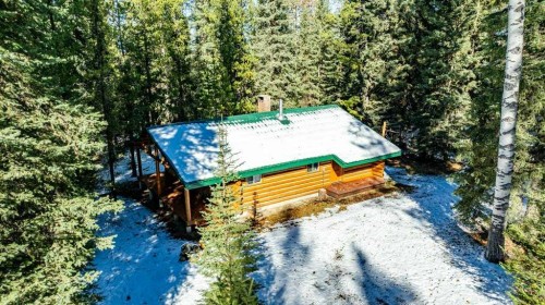 72004 Twp 35-2 Road, Caroline, AB 