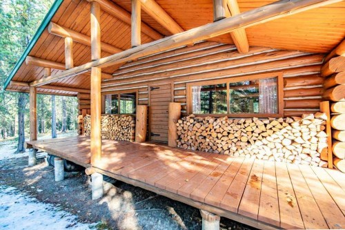 72004 Twp 35-2 Road, Caroline, AB 