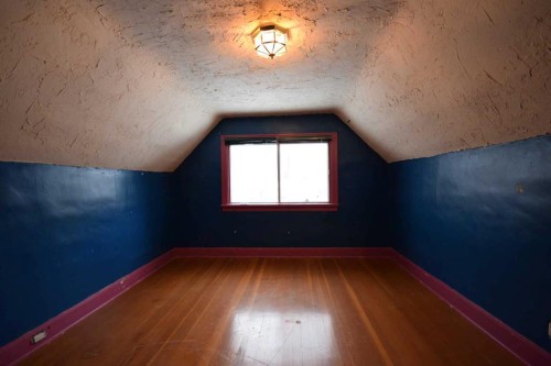 2121 21 Avenue, Didsbury, AB - Indoor Photo Showing Other Room