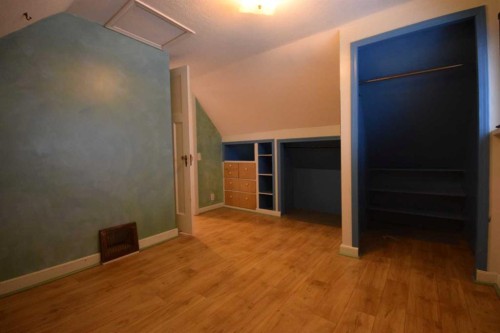 2121 21 Avenue, Didsbury, AB - Indoor Photo Showing Other Room