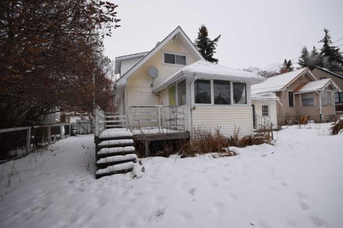 2121 21 Avenue, Didsbury, AB - Outdoor