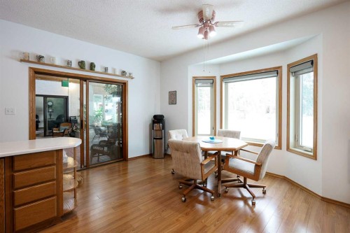 10-27501 Township Road 374, Rural Red Deer County, AB - Indoor Photo Showing Other Room