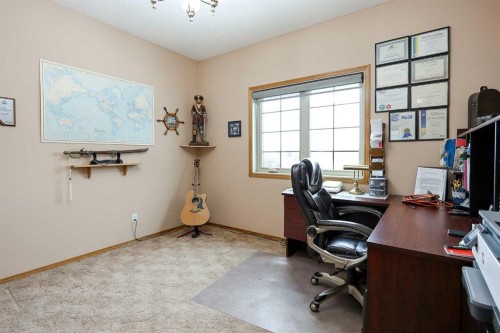 10-27501 Township Road 374, Rural Red Deer County, AB - Indoor Photo Showing Office