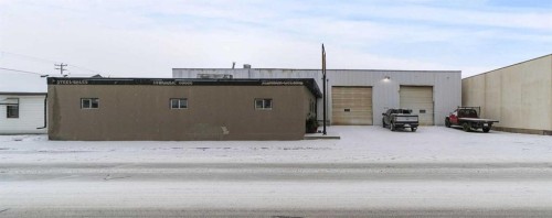 5013 48 Street, Camrose, AB 