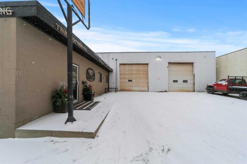 5013 48 Street, Camrose, AB 