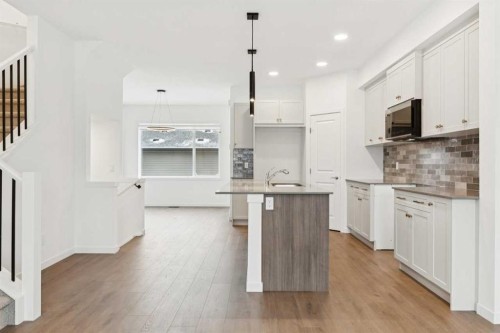 3586 Chestermere Boulevard, Chestermere, AB - Indoor Photo Showing Kitchen With Upgraded Kitchen