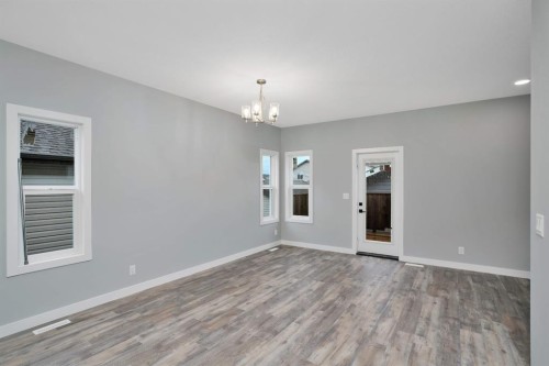 112 Hinshaw Drive, Sylvan Lake, AB - Indoor Photo Showing Other Room