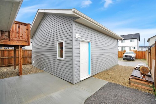 112 Hinshaw Drive, Sylvan Lake, AB - Outdoor With Exterior