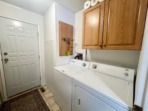 418-37543 England Way, Rural Red Deer County, AB 