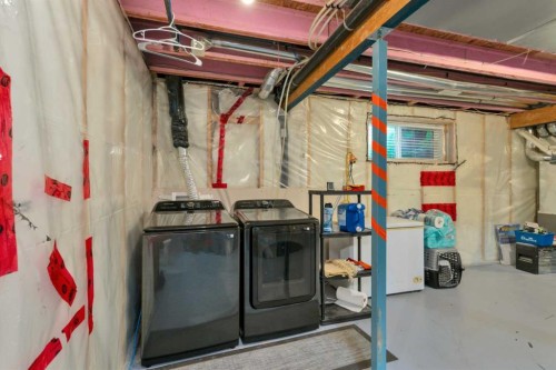 3 Ross Close, Sylvan Lake, AB - Indoor