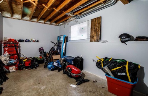 4414 48 Avenue, Innisfail, AB - Indoor Photo Showing Basement