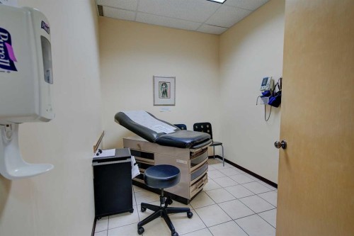 1-5021 Parkwood Road, Blackfalds, AB 