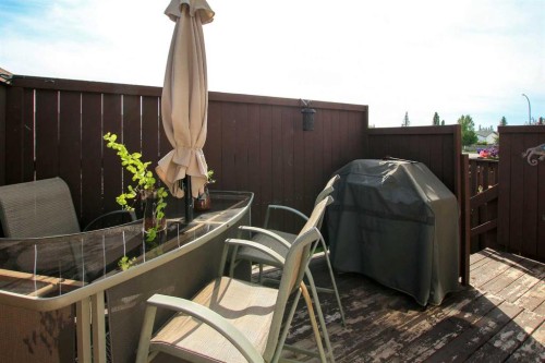 13 Kenny Close, Red Deer, AB - Outdoor With Exterior