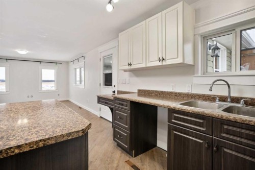 47563 200 Range, Rural Camrose County, AB - Indoor Photo Showing Kitchen With Double Sink