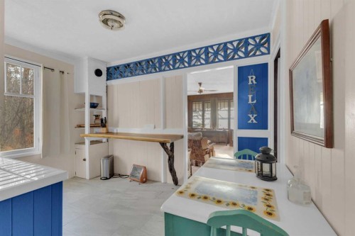 77 Birchcliff Road, Birchcliff, AB - Indoor