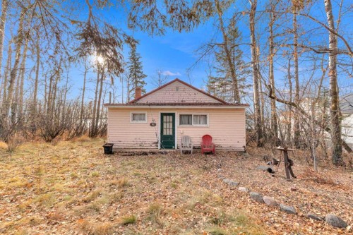 77 Birchcliff Road, Birchcliff, AB - Outdoor