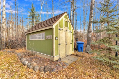 77 Birchcliff Road, Birchcliff, AB - Outdoor