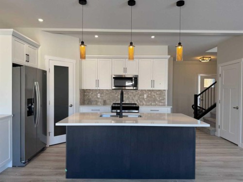 53 Emmett Crescent, Red Deer, AB - Indoor Photo Showing Kitchen With Stainless Steel Kitchen With Upgraded Kitchen