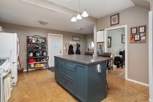 42479 Rr 143, Rural Flagstaff County, AB - Indoor Photo Showing Kitchen
