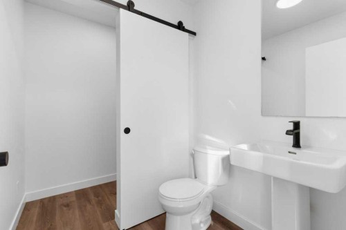 12 Violet Point, Sylvan Lake, AB - Indoor Photo Showing Bathroom