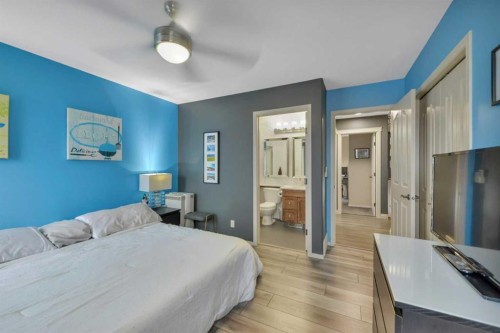 114 Old Boomer Road, Sylvan Lake, AB - Indoor Photo Showing Bedroom