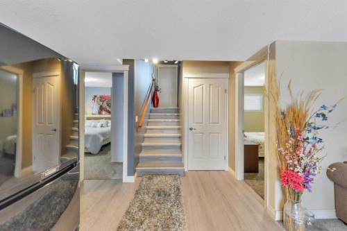 114 Old Boomer Road, Sylvan Lake, AB - Indoor Photo Showing Other Room