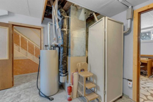 4908 51 Street, Clive, AB - Indoor Photo Showing Basement