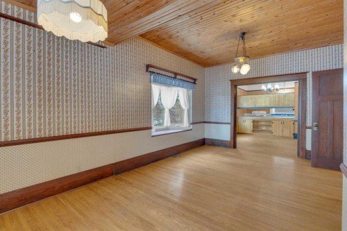 4908 51 Street, Clive, AB - Indoor Photo Showing Other Room