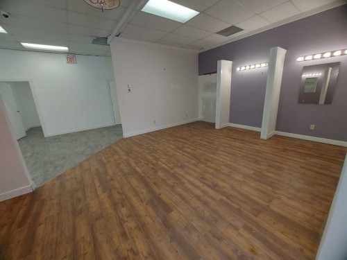 4801 51 Avenue, Red Deer, AB 