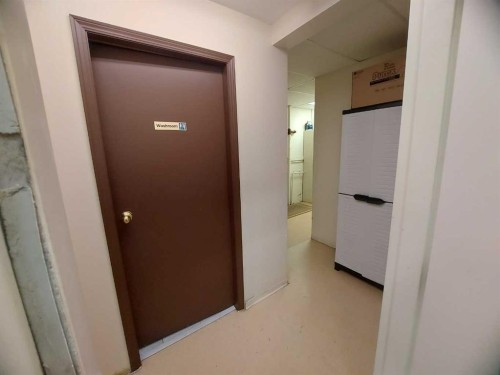 4801 51 Avenue, Red Deer, AB 