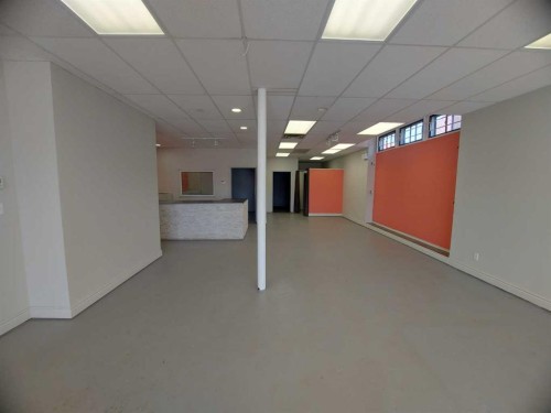 4801 51 Avenue, Red Deer, AB 